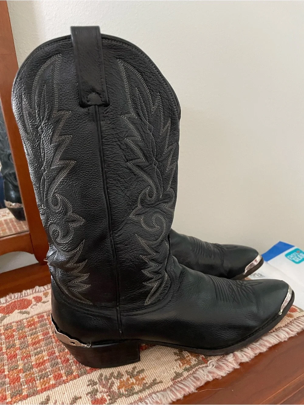 Vtg. Rare Dan Post leather Western Cowboy Boots w/ metal Toe & heel 12D
